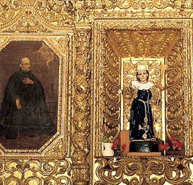 El templo Santo Domingo tiene decorados recubiertos de oro
